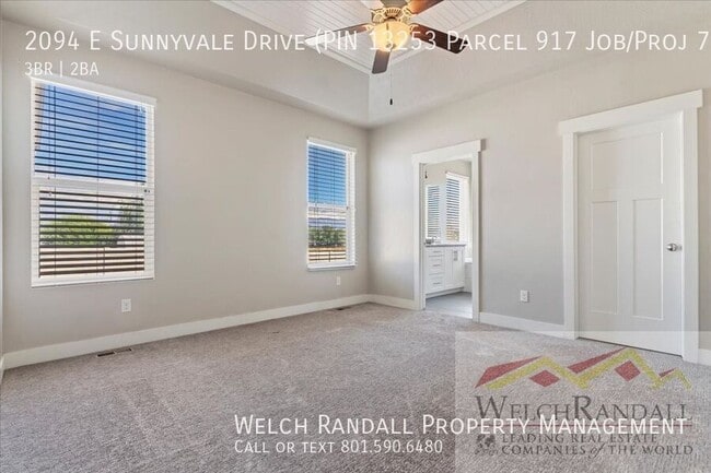 Building Photo - 2094 E Sunnyvale Dr