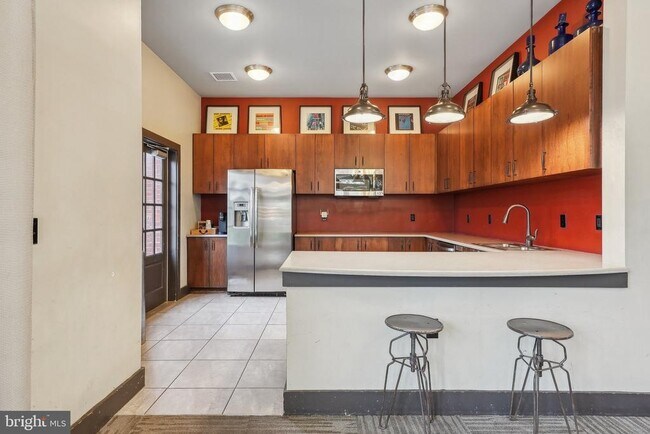 Building Photo - 7119 Rowlock Aly
