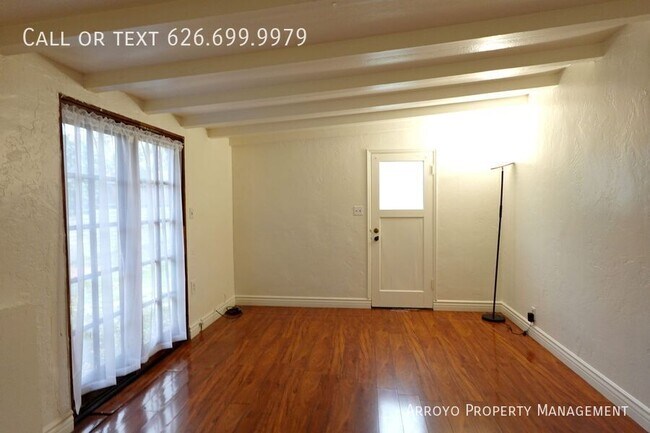 Building Photo - 3216 Brandon St