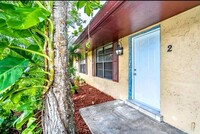 Building Photo - 4259 Royal Banyan Way