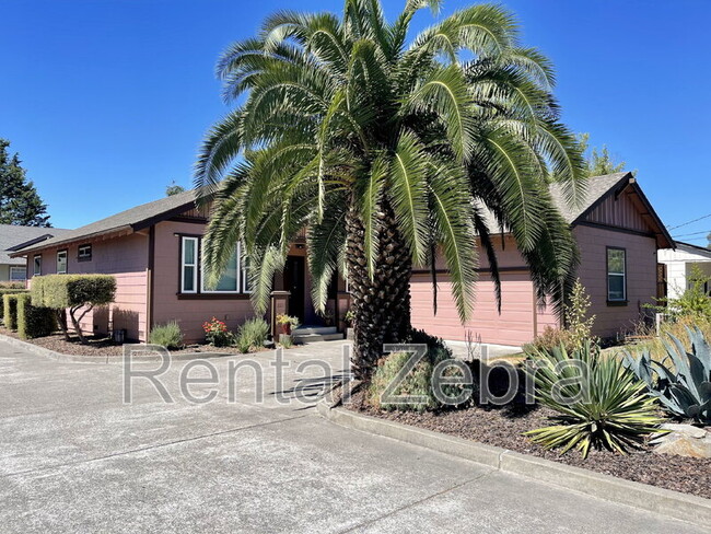 Building Photo - 233 Craftman Ct