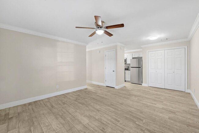 Building Photo - 22615 Mattingly St