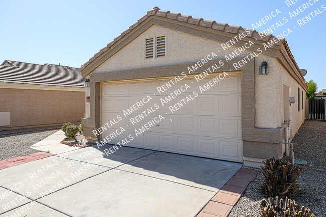 Building Photo - 13009 W Redfield Rd