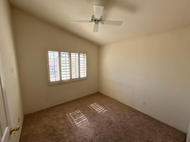 Building Photo - 14466 N 87th Dr
