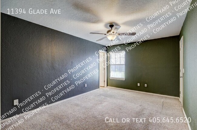 Building Photo - 11394 Glade Ave