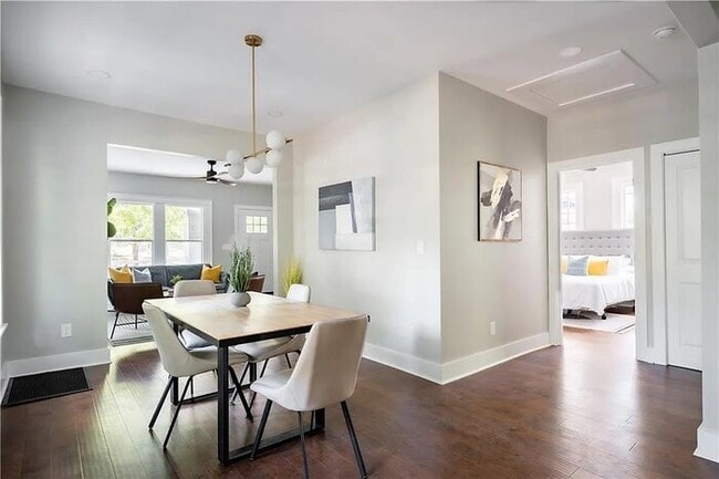 Building Photo - 943 Rose Cir SW