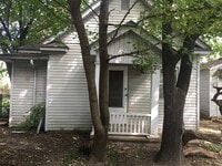 Building Photo - 1340 S Market St