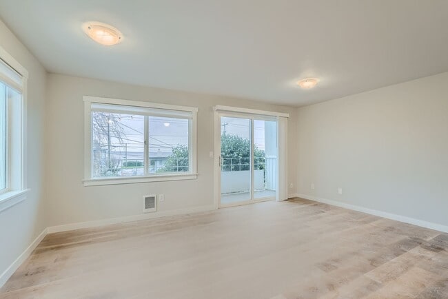 Interior Photo - Anne Vista