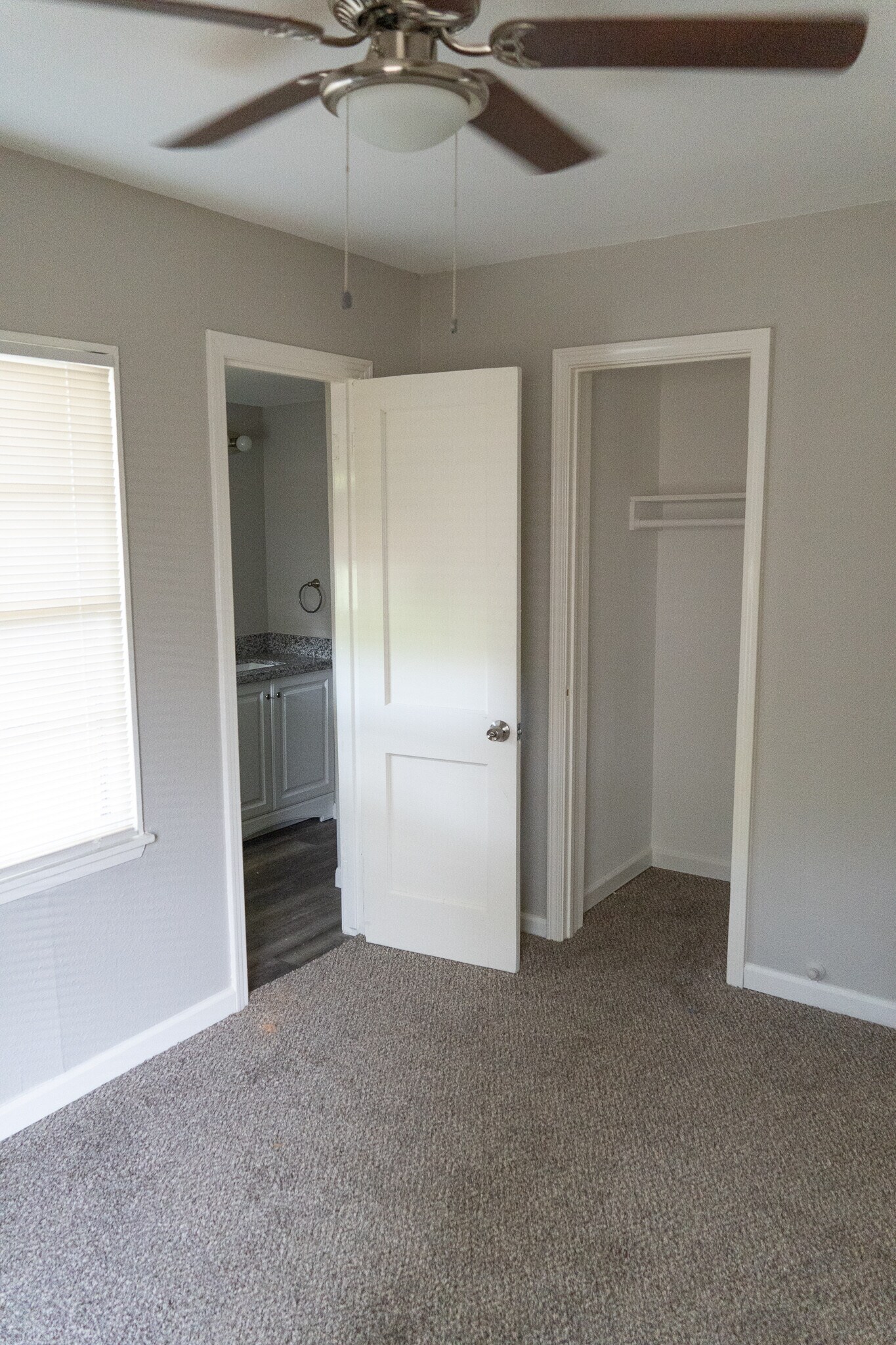 Building Photo - 1104 Southampton St