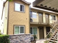 Building Photo - 1200 S San Antonio Ave