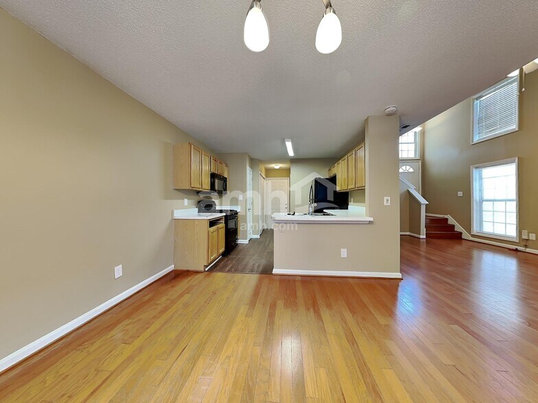 Building Photo - 4220 Lake Woodard Dr