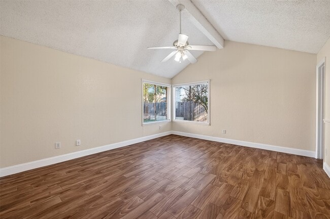 Building Photo - 11415 Chariot Dr