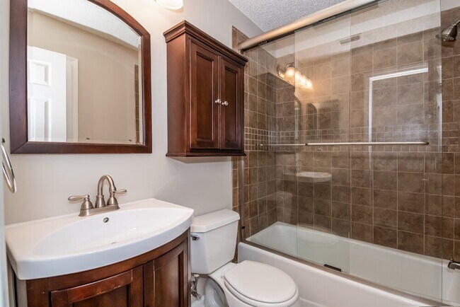 Building Photo - 3279 Chad Bourne Dr