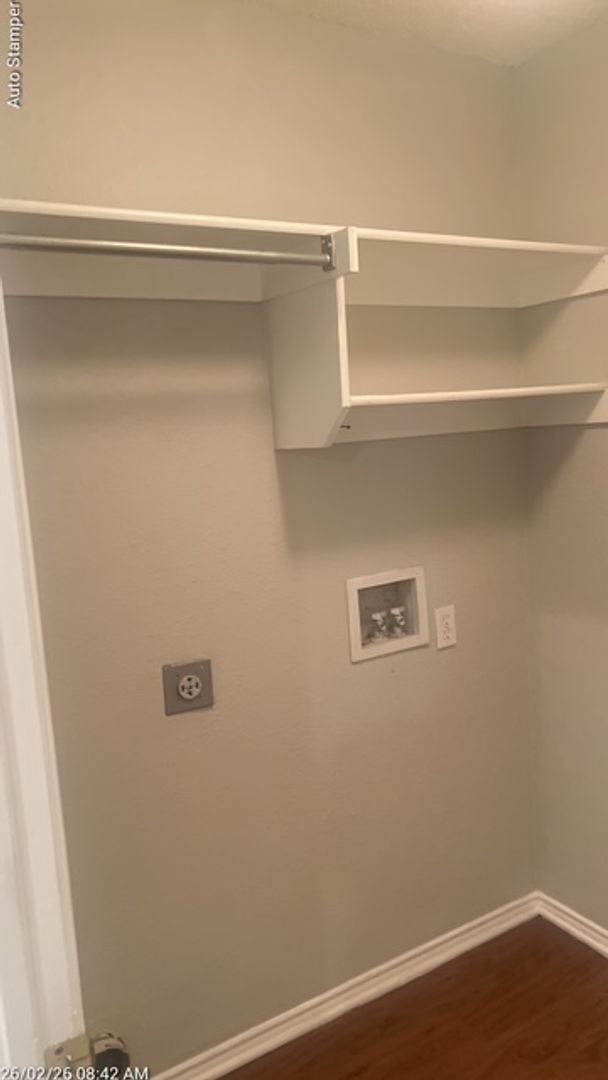 Building Photo - 2913 Vicksburg Ln