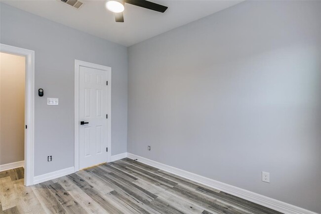 Building Photo - 1024 Melneeka Ln