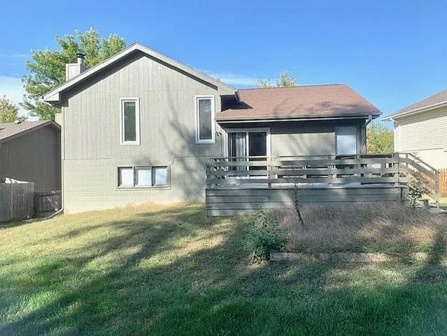 Building Photo - 12669 Meredith Ave