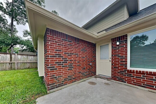 Building Photo - 18502 Blanca Springs Court