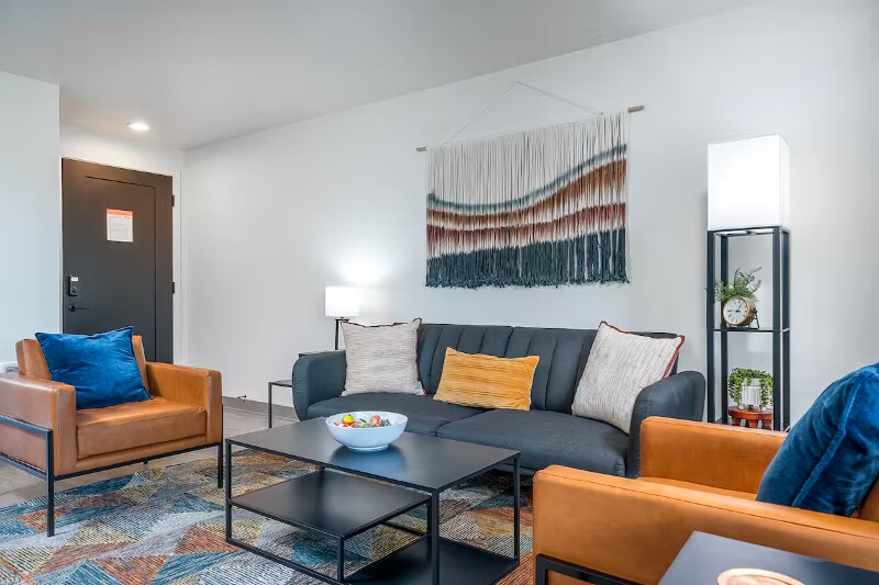 Building Photo - 1430 3rd Ave E