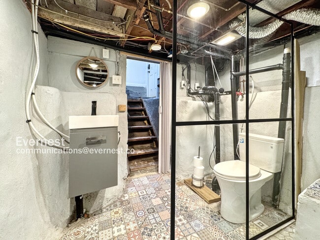 Building Photo - 4886 Osceola St