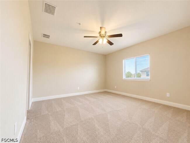 Building Photo - 4109 SW 8th Pl