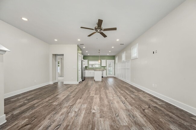 Building Photo - 2160 Welltown Ln