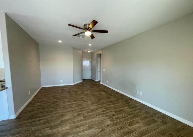 Building Photo - 11176 Cambria Cir