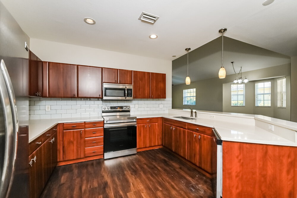 Building Photo - 311 28th St W