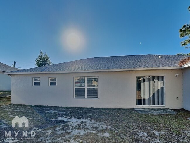 Building Photo - 12552 Gulliver Rd