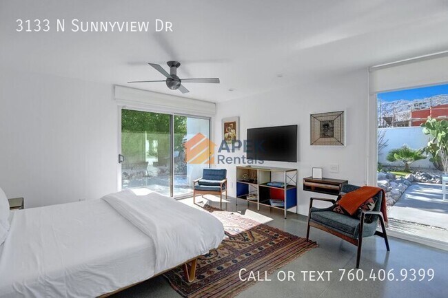 Building Photo - 3133 N Sunnyview Dr