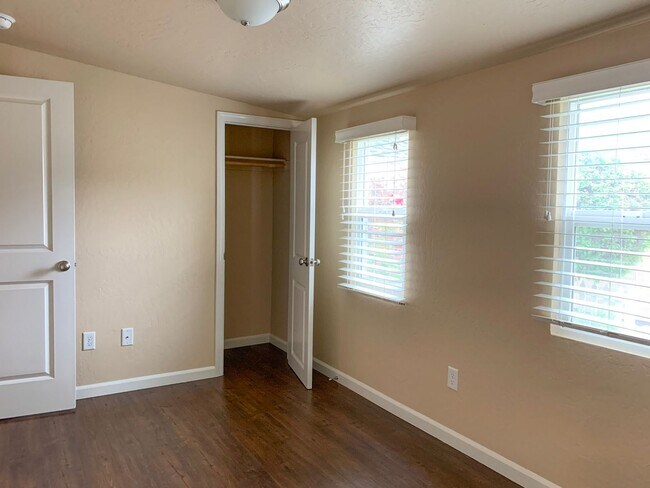Building Photo - 1 Bedroom Casita Near Downtown Hollister