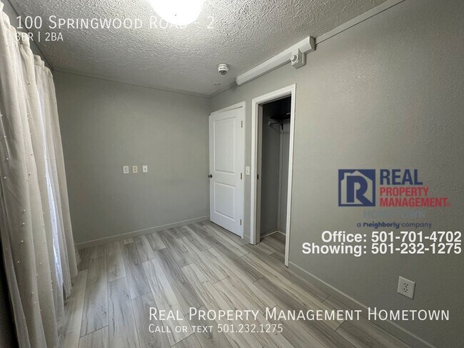 Building Photo - 100 Springwood Rd