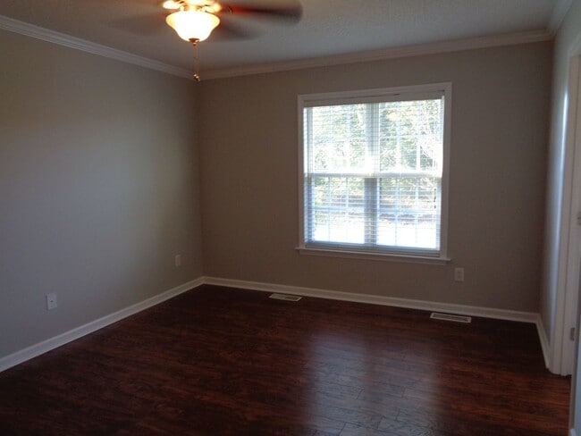 Building Photo - Meadowlark Downs Area-Rental