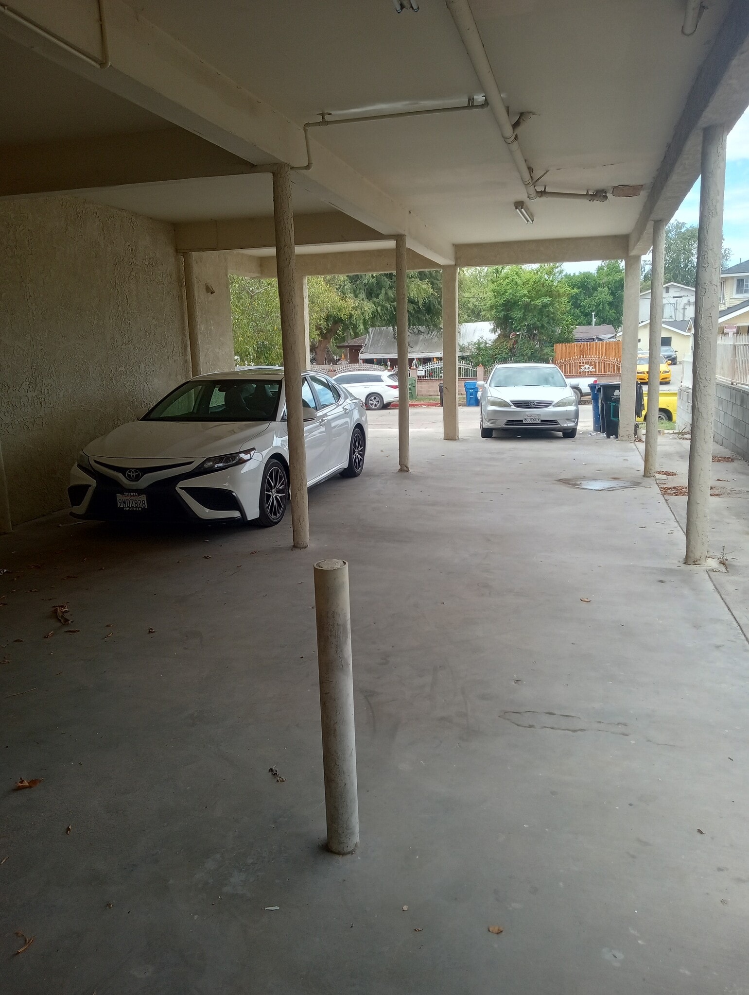 Building Photo - 11617 Archwood St