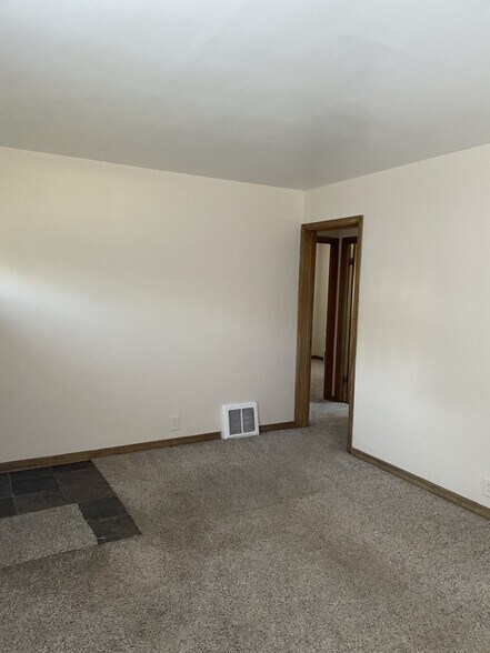 Living Room - 2522 Hancock St