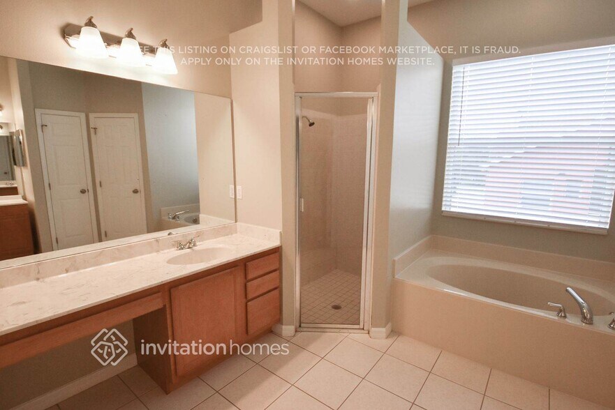 Building Photo - 920 White Oak Way
