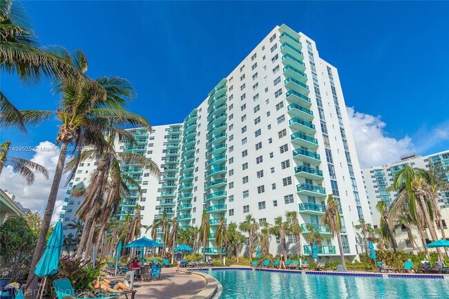 Building Photo - 3901 S Ocean Dr
