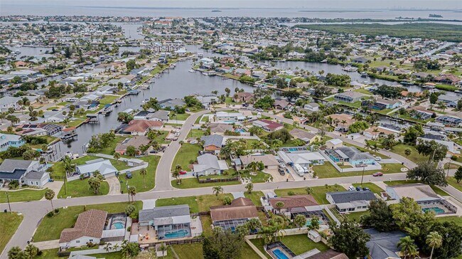 Building Photo - 6321 Spanish Main Dr