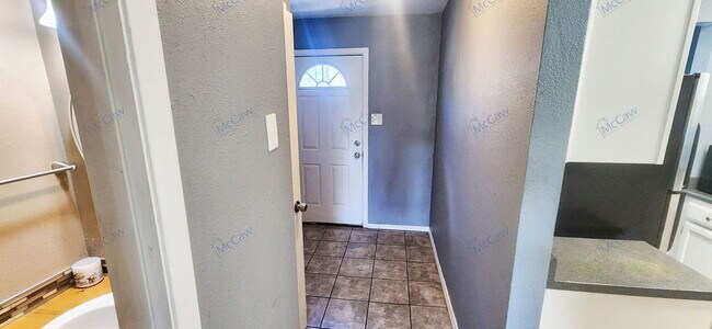 Building Photo - 9510 Olde Towne Row