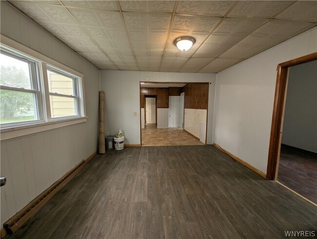 Building Photo - 627 Deer St