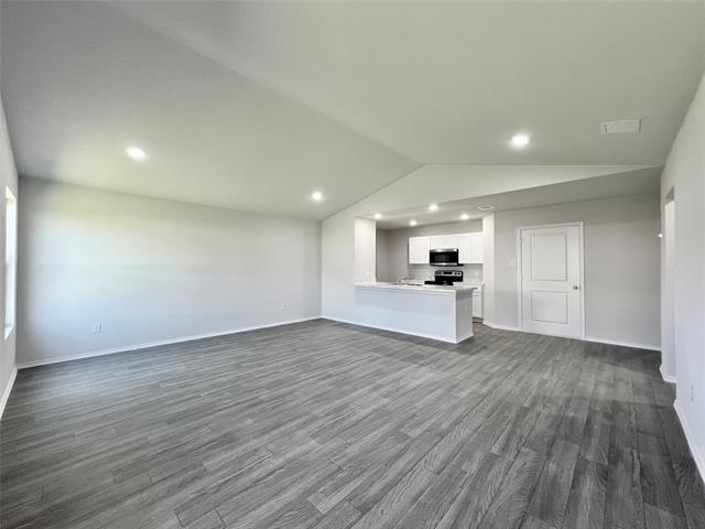 Building Photo - 833 Bluffview Dr