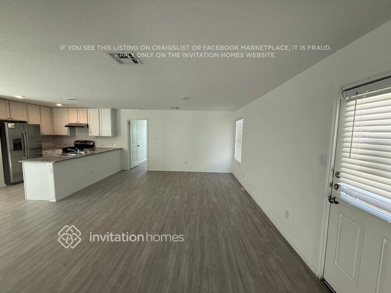 Building Photo - 14331 Estuary Pl