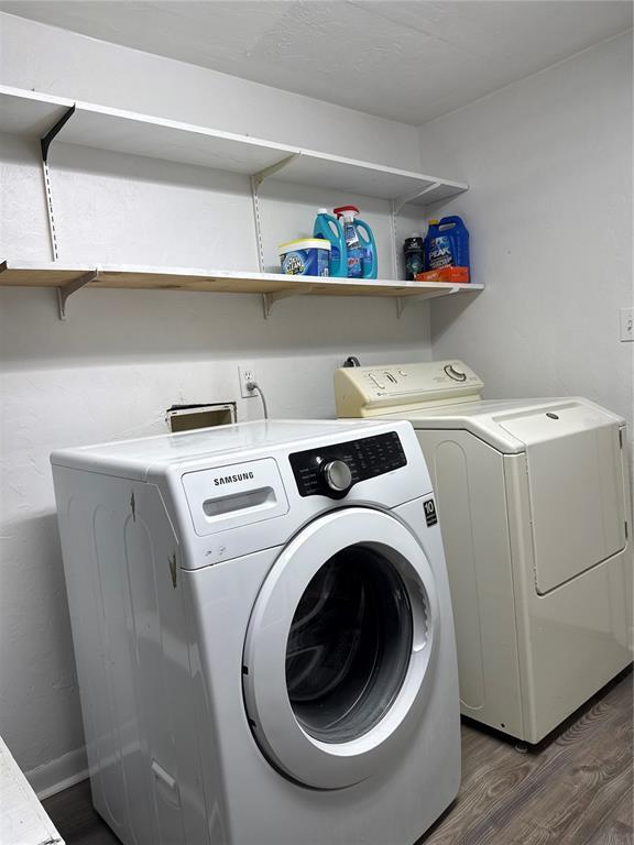 Building Photo - 4313 SW 68th Terrace