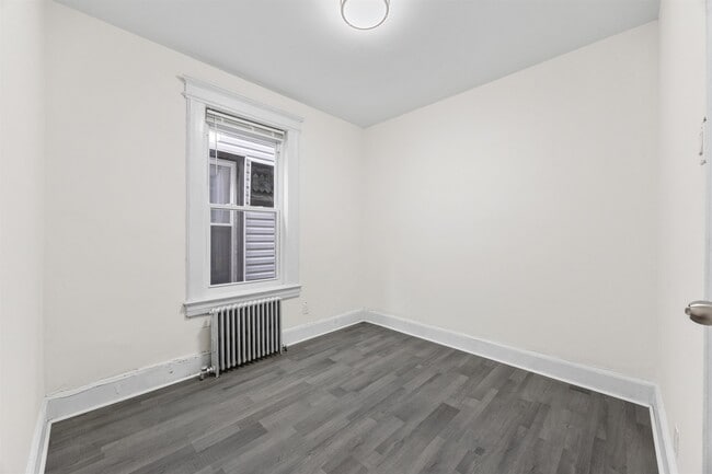 Building Photo - 149 Bidwell Ave