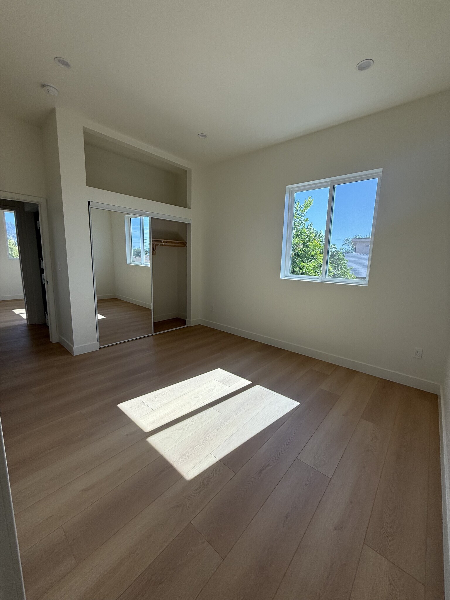 Building Photo - 7806 Ferncola Ave