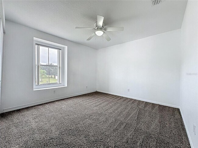 Building Photo - 16748 Sunrise Vista Dr