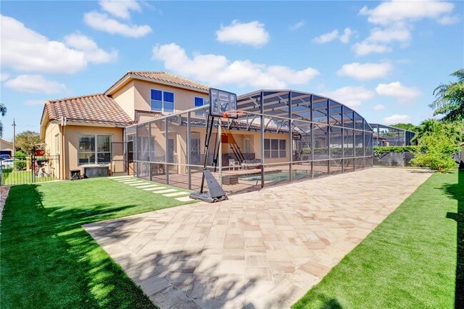 Building Photo - 7231 Sangalla Dr