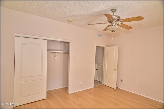 Building Photo - 1560 Via Appia St