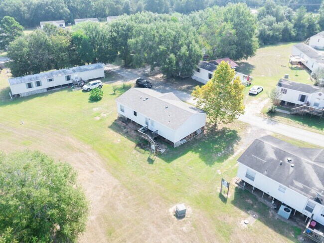 Building Photo - 30820 Peaches Way
