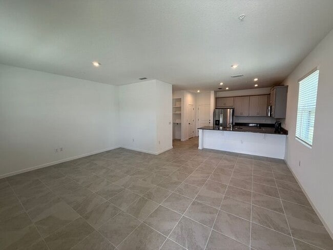 Building Photo - Brand New Townhome in Gardenia Reserve