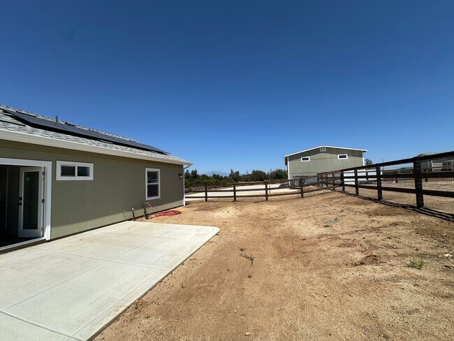 Building Photo - LUXE NEW BUILD ON PROPERTY IN MENIFEE!